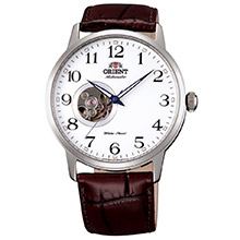 Boitier acier rond cadran blanc mouvement apparent bracelet cuir marron étanche 50 m
